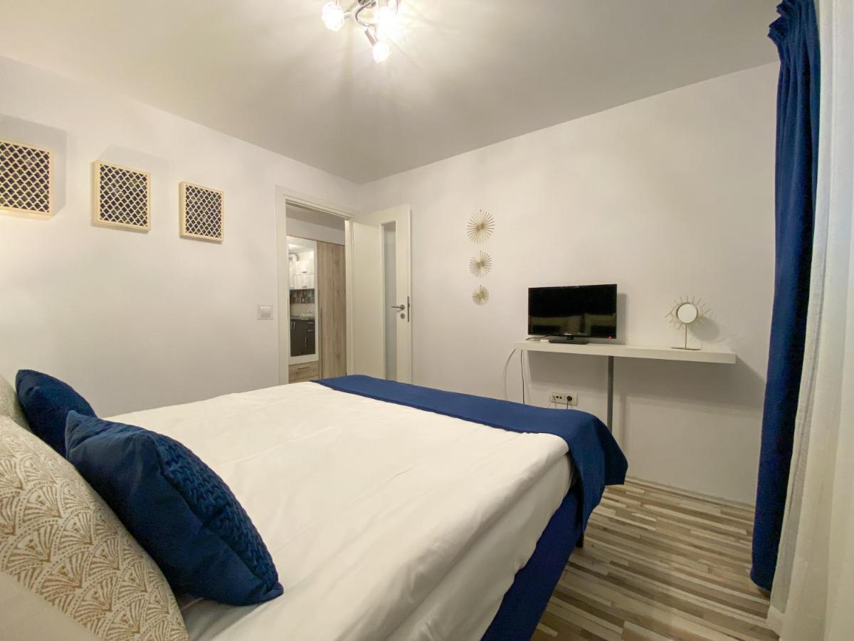 Blue Dream Apartment Timişoara Buitenkant foto